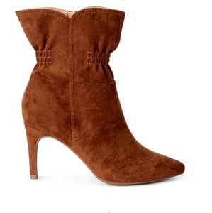 NEW BROWN ANKLE BOOTS  HEELED BOOTIES SIZE 10 SCOOP BRAND